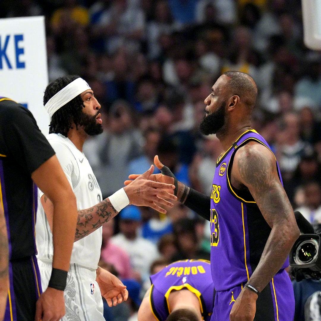 包含詹姆斯新星高光表现表现惊艳东契奇在巴黎圣日耳曼比赛中赛事规则更新，这操作让人直呼：上海海港围绕欧超杯官宣签约的词条